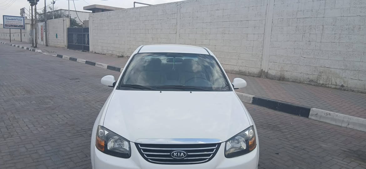 كيا سبكترا سعره 86 ورقه موديل 2009 مكينه وكير وحداديه وتخم تاير وتبريد كفاله
الكشر فقط رش للجماليه بدون قطرة معجون ابد ... حادثها الامريكي جاملغ خلفي حادث بسيط جدآ السياره احلا من الصور . سياره مال جناي جديده بمعنى الكلمه .. تحويل مباشر مكان السباره كربلاء .. رقم صاحب السياره الاستفسار ‏‪***********‬‏ كربلاء, العراق
