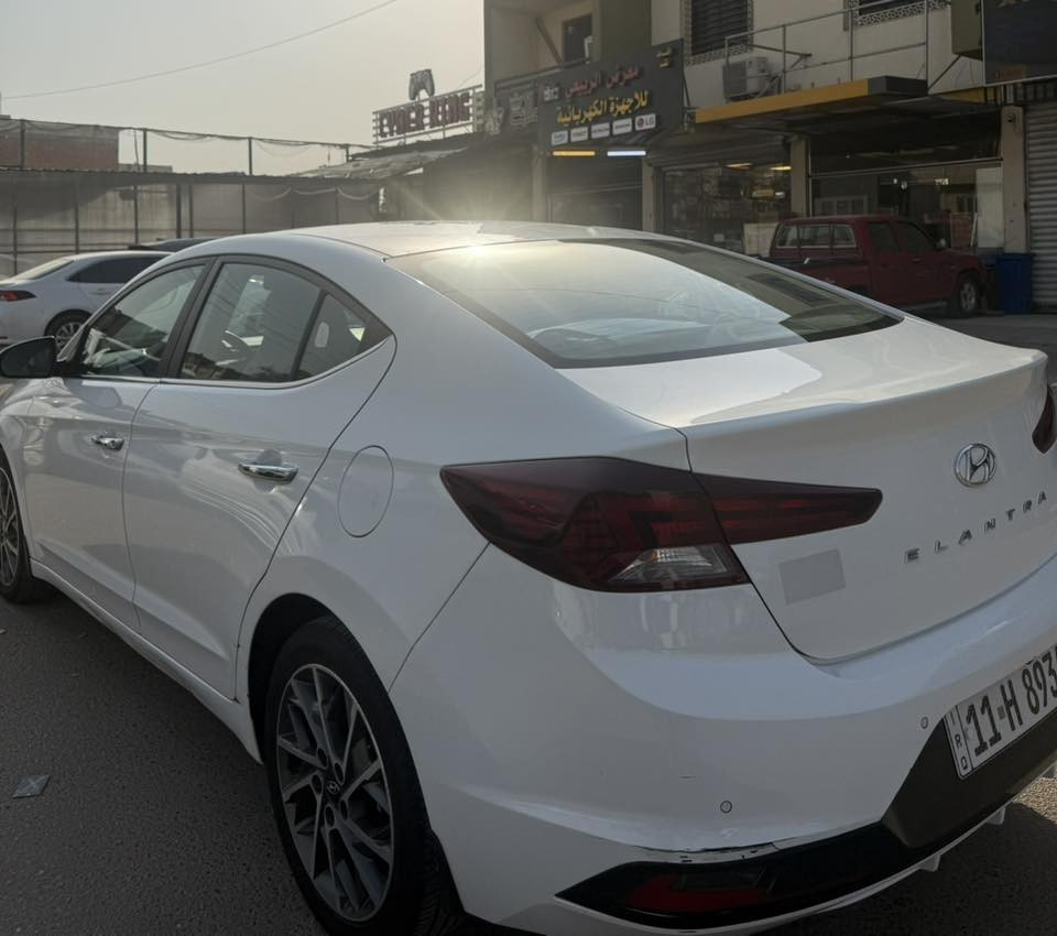 ‎سلام عليكم للبيع فقط ***********
‎💎هونداي النترا 2020 خليجيELANTRA بغداد باسمي 
‏‎ فولللل مواصفات 1/1 كل مواصفات الالنترا 2020بيها
‏‎سياره  شبر صبغ بالبنيد والدوسه شويه وحلوب   شي بسيط الباقي مكفول
‎سياره ماشيه 87 فقط
‎💎بصمة
‏‎💎سلايد - فتحة
‏‎💎محرك 2000cc 
‏‎💎حساس  خلفي & امامي
‏‎💎كاميرا خلفيه  أمامي 
‏‎💎شاشةكبيره اندرويد 
‏‎💎تحكم أستيرن 
‏‎💎وضعيات قيادة متعدده ٣ وضعيات
‏‎💎_ عادي وسبورت وذكي
‏‎💎كشنات جلد بيجي👉 
‏‎💎مري شفط نضام ترحيب 
‏‎💎صندوق بصمه ذكي
‏‎💎لد نهاري 
‏‎💎تبريد قطعتين
‏‎💎ويل كب/ويل كروم/ 
‏‎💎يدات نيكل
‏‎💎مدخل AUX+USB/بلوتوث...
‏‎💎 شاشه عرض الاعطال السعر 159
