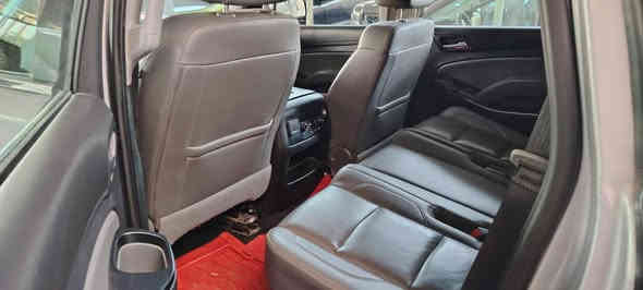 سلام عليكم تاهو موديل 2020 للبيع سياره خير من الله مكينه وكير كفاله ضررها بلصفحه بدون اي دواخل صور الحادث موجودات بلمنشور بيها اربع قطع فقط رش السياره بسمي ثاني يوم تحويل السعر 360 وبيها مجال الرقم ***********
