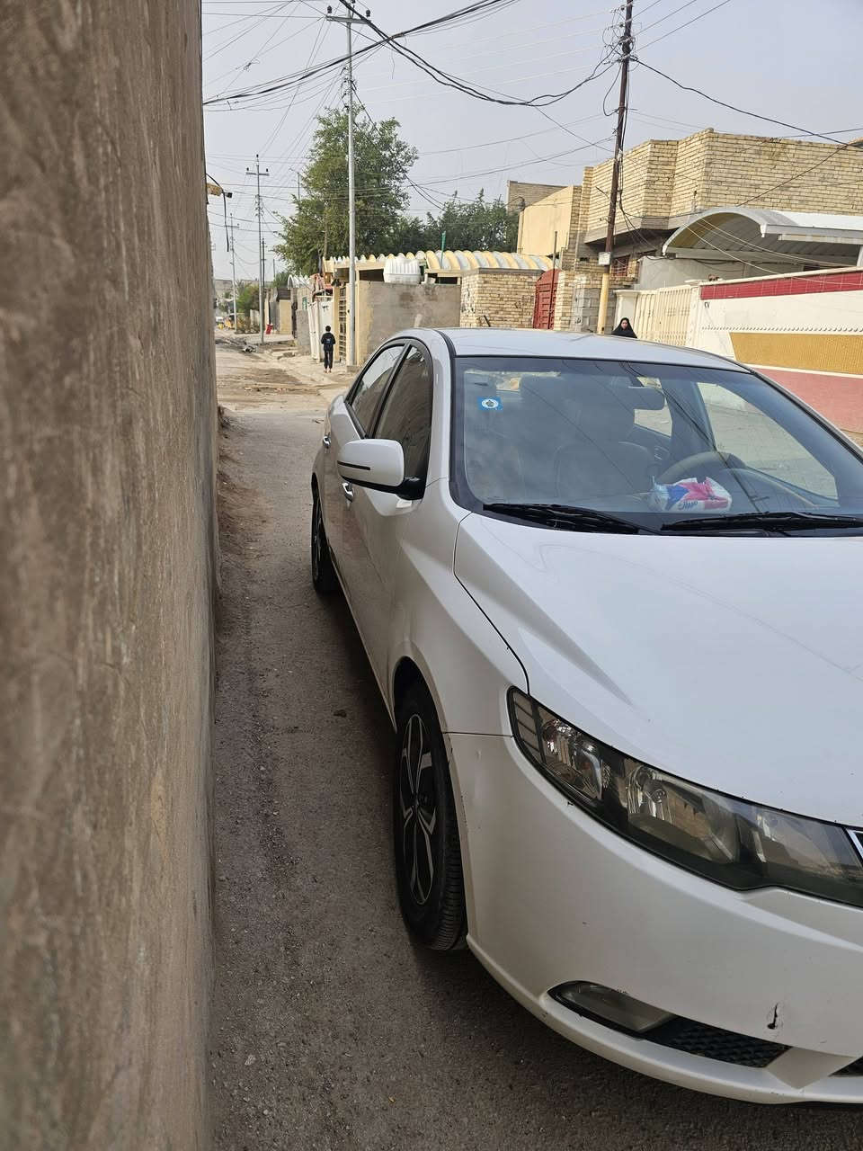 سيراتو 2013 فول مواصفات
بصمة  + 2بصمات البلادية وياهه
فول تحكم ستيرن +شفتات
محرك 1600
شاشة اندرويد 
ويل كب
محرك وكير ع وضع الشركة 
بيها بابين صبغ وربع من الجنطه بدون دواخل 
فقط صبغ
السيارة جاهزة من كل النواحي سعر  98
***********
