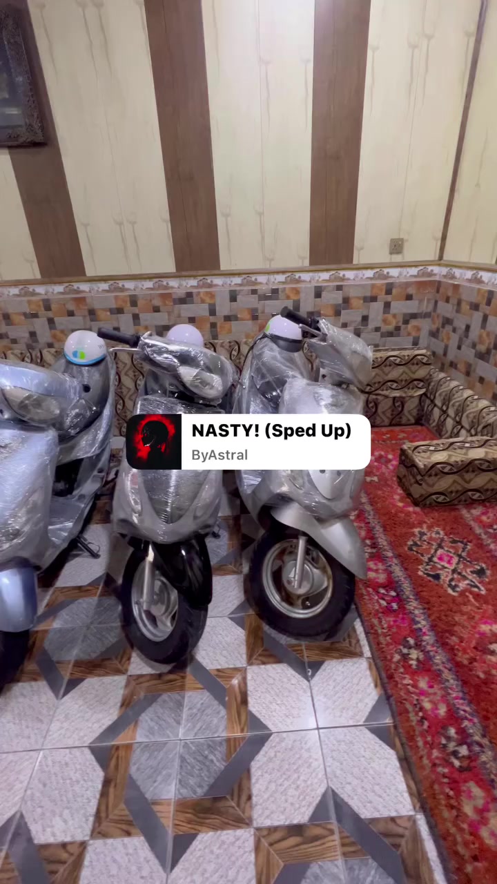 سلام عليكم دراجات ماكسات رمبه سعر ٨٥٠ مامفتوحات ولا تنقيص ولا تبخير خوذهن وياهن قباقتهن بصندوك كهربائيات عامه شغاله ما بيهن نقص برغي جيب فيتر وتعال افحص التعجبك كله بلاد ومختم مكاني. بصره تقاطع الكزيزه قرب محكمت الكزيزه رقم هــ/ *********** متواجد وتساب فقط منتواجد عل ما سنجر
