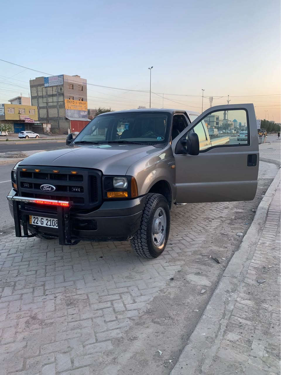 للبيع فورد سوبر ديوتي F350محرك 8سلندر كاز موديل 2007السيارة تبريد تدفئة ماناقصة شي تخم تاير جديد تخم باتري جديد سيارة جديدة بمعنى الكلمة بأسمي السيارة سعرها 120ورقة وبيها مجال والسعر قابل للتفاوض العنوان بغداد حي الجهاد لتواصل واتساب *********** او *********** بغداد, العراق
