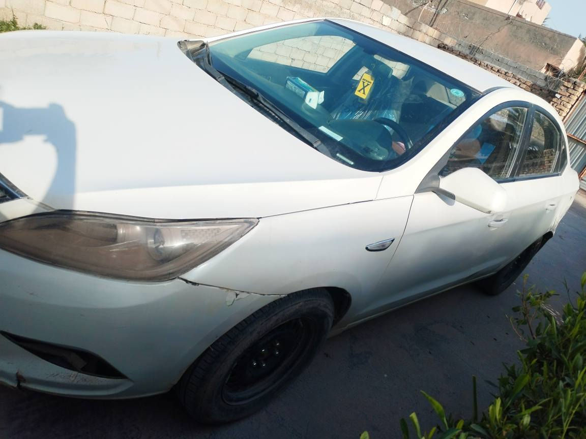 🚗 للبيع: شانجان ايدو (Changan Eado) موديل 2013
المواصفات المميزة
المحرك: محرك نيسان سني (تحويل) ⚙️
ناقل الحركة (الكير): نيسان سني أوتوماتيك 🕹️
الحالة: السيارة بحالة جيدة وجاهزة للاستخدام.
للتواصل والاستفسار:
📱 المراسلة عبر واتساب فقط على الرقم: *********** بغداد, العراق
