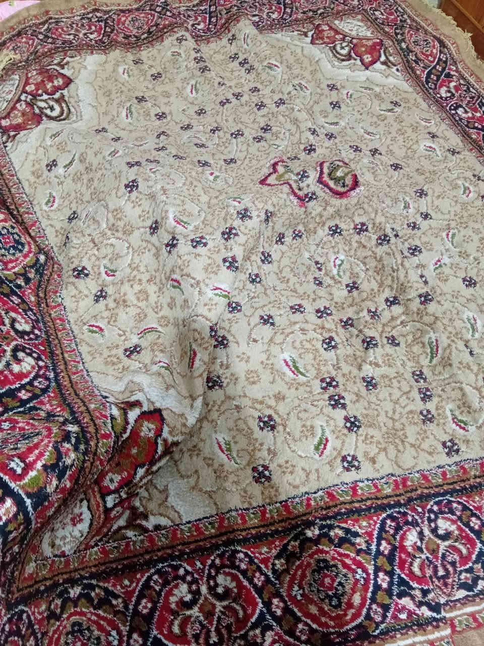 من رخصة الادمن زوالي مستخدم ايام قليله قياس 3×4 السعر القطعه 25  عربانه نضيفه  تحكم يدوي بس متروكه نقص بطاريه السعر 125 للتواصل على الخاص ماسنجر او الرقام واتساب فقط *********** /***********
