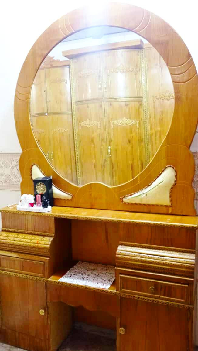 غرفه ام السته طابقين استعمال شيء بسيط جدا اخو الجديد مكان الغرفه بابل الحمزه الغربي ملاحظه اكو توصيل بي يجور.. ***********
