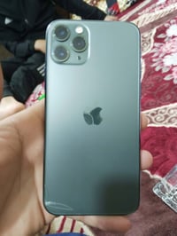 آيفون ١١ برو ٢٥٦ • بطارية مبدلة ٨٨٪ • تبديل بأعلى