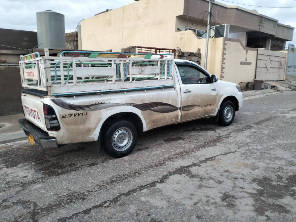 بيكاب مةرزية موديل 2007مةكينة كةورة سئ بارجةي بيشي كوراوة بي ناوكرتن دةركاي دواوةي بؤياغة شاني سكن يةك بست بوياخة مةكينةكةي كةميك دةنك زنجيري تياية هةرجوار تايةكةي تازةية جوار رؤزة هةزةي كراوة سةنةوي سئ سالة بةسةر جوة بةشةرتي تةحويل 9وةرةقة غةرامةي لةسةرة تةبيرد و كيرو كارةباياتي بةشةرت       ز.م1801700 0751         *********** دكوك, كركوك
