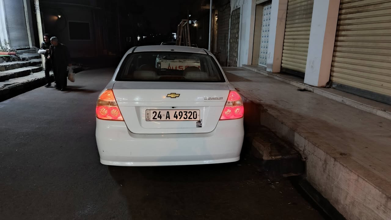 السلام عليكم 
اڤيو للبيع موديل 2011 محرك دبل رقم دهوك الجديد بيها جاملغ وبوند فقط كير ومحرك بحاله جيده مكاني موصل ايسر 
 سعرها ٧٥وبيها مجال شي بسيط 
للتواصل 
***********
