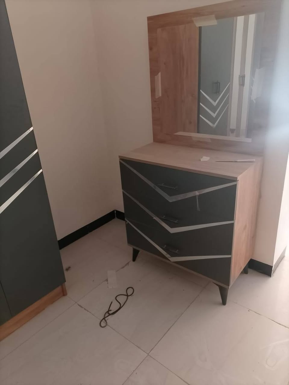 غرفة نوم تركي
جديدة ما مستعملة
للبيع بسعر مناسب
السعر ٦٥٠ وبيه مجال
مكاني بالحلة


**إذا كنت صاحب هذا الإعلان وتريد حذفه لأي سبب، رجاءا أرسل رسالة إلى الدعم الفني**