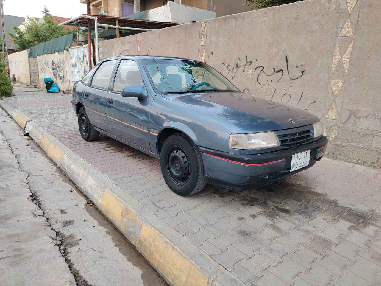 السلام عليكم اوبل فكتره موديل 89 رقم صلاح الدين مشروع وطني دفتر بنزين بيها شرط التحويل صدر تايرات كلو شرط كير شرط كهربايات شغاله حجم 20 سياره نضيفه بدون ضربه بدون خياسات صبغ عام للجماليه فقط السعر 31وبيها مجال قليل للتوصل ***********
