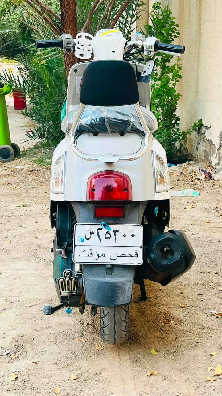 سلام عليكم دراجه ماكس بوليسي للبيع الدراجه كفاله عامه شرط الفحص كلشي شغال سلف هندر كهربائية السعر خاص مكاني ناصريه مركزه الرقم ***********
