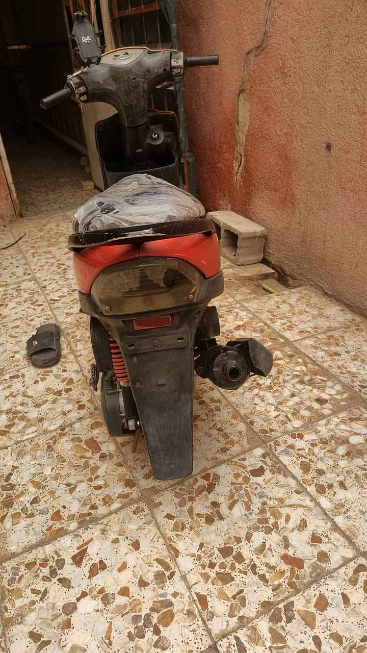 ماكس عدله بلادية 49 نكرة سلف وهندر  لا تنقيص ولا تبخير صالنصه fm دراجه شلعه ومعدل كفرات ختم واحد بس لكفر الامامي شوي تعبان بس بلادي مالها سعر 450وبيها مجال قليل للشراي ما متواجد فيس واتساب ***********
