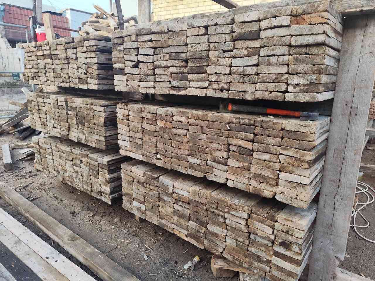 سلام عليكم لوح للبيع روسي تارس 25 طول اربع متر العنوان بابل الرقم ***********
