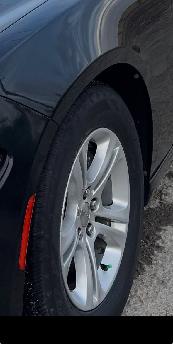 ويل حجم 17 مراوس بويل 18
شعندك ويل مراوس نزل
‭0773 215 9637
