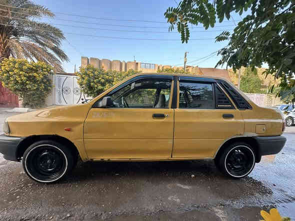 السلام عليكم سايبه 2012سياره حلوه ونضيفه كير محرك حداديه خير من الله الجاملغ المامي مال الصدر مبدل ول هلالات الخلفيه معجنه تخم تاير أبو الخط جدد السياره جاهزه ربع دينار ما ذب عليه هيئة غرامه شكد يطلعن ينقص من سعر السياره السعر 32 رقم ***********
