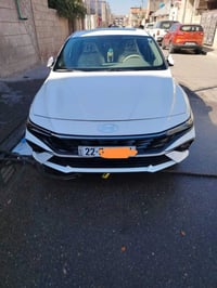 النترا ٢٠٢٤ • محرك ٢٠٠٠ • ماشي ١٨٠٠٠