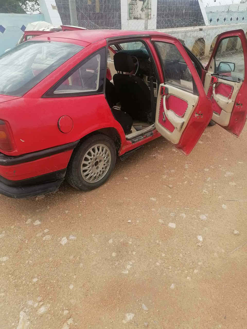 سلام عليكم اوبل فيكترا للبيع جاهزه رقم نجف دولي مكاني دوانيه البدير اي ستفسار اتصل *********** سعر ،21وبيه مجال
