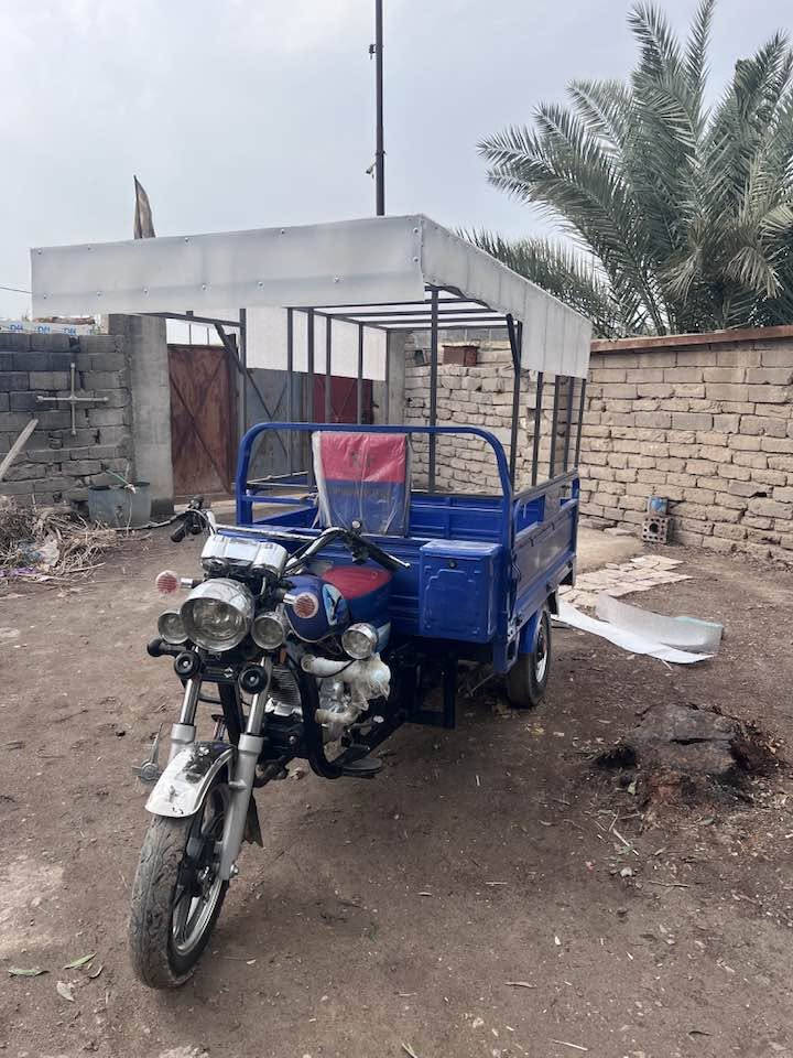 السلام عليكم 
جمره ٢٠٢٣ للبيع طالع من الوكيل ٢٠٢٥ 
العنوان هوير 
***********
السعر مليونين وربع وبي مجال للشراي والشراي صدك يجي يگلب ويشوف بعينه
