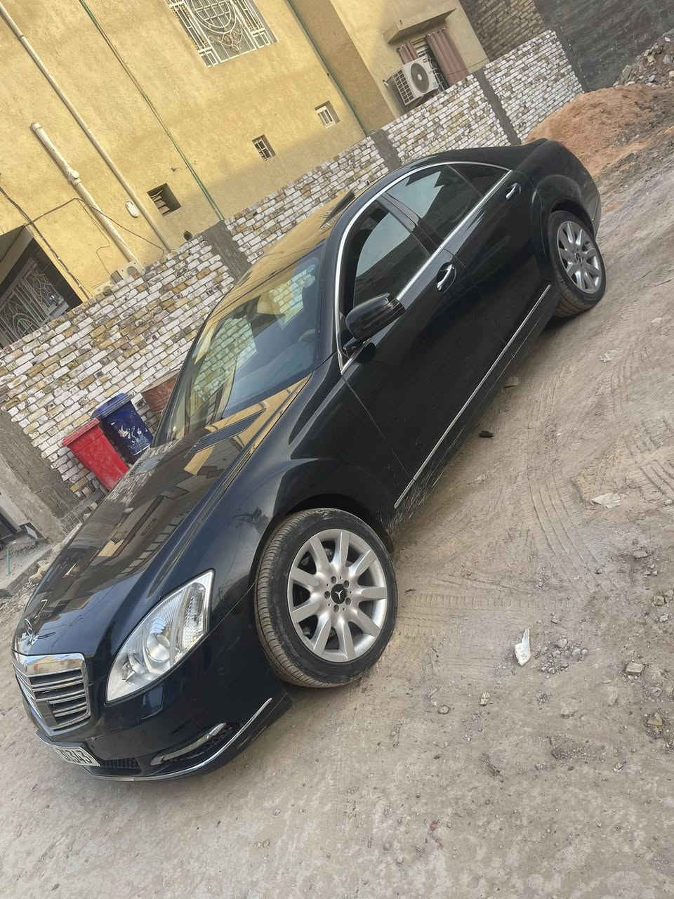 مارسيدس حجم s350
موديل 2005
فول مواصفات فتحه جلد كشنات كهرباء
كشنات جلد تحكم ستيرن اشاير بلمري 
السعر 155 وبيه مجال للشراي بيع أو مراوس 
***********

