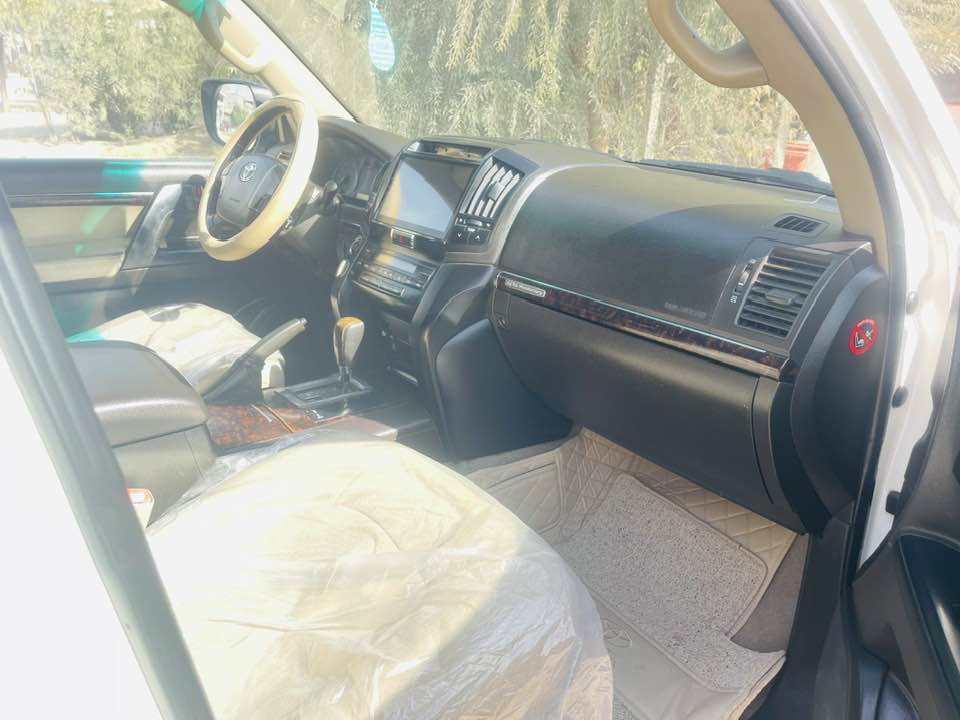 لندكروز ستينيه مكفوله كفاله عامه بسمي ثاني يوم تحويل
السعر 340ورقه
ه/***********
