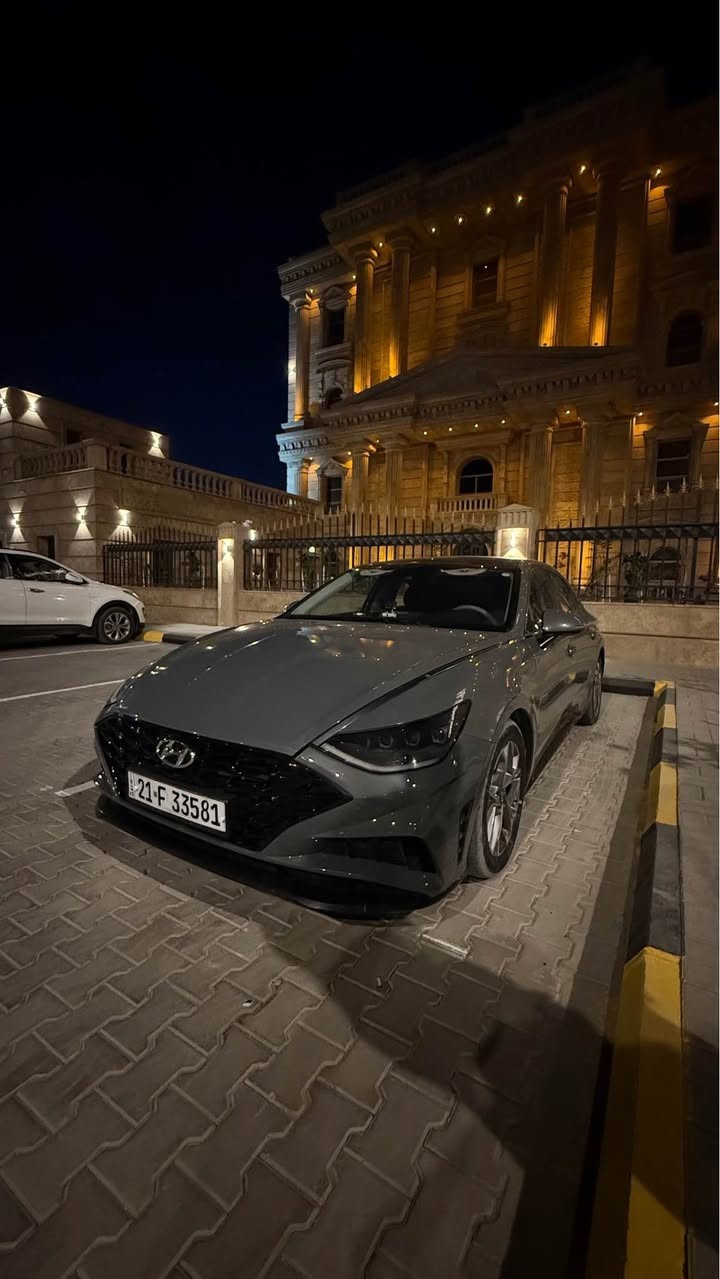 سوناتا 2021 وارد أمريكي الون فيلي  رقم سليمانيه رقم الشكل الجديد تحويل او وكاله 
محرك 2500 تنفس طبيعي
حادث بنيدوقطعتين كلير امريكي فقط السياره بدون ايرباك كفاله لغد شاصي دواخل كلها سليمه  ممشاهاا (66)الف mi
مواصفات معروفة
1-بصمة تشغيل
2-تشغيل عن بعد
3-ترحيب عند الاقتراب
4-قيادة ذاتية
5-تحديد مسار
6-تنبيه خروج عن المسار
7-رادارات 360درجه
8-شاشة دجتل
9-داخل اسود
10-كشنات تدفئة وكشن السايق كهرباء
11-كامرة دوارة
12-لايت +بك لايت led
13-٤ انضمة قيادة
14-أوتو هولد
15-سايد بريك دكمة
16-أشاير بالمري
17-جنطة ذكية وترحيب 
تصليح كاسكيت درجه اولى 
السعر  160وبيها مجال /الاتصال ع الرقم 
0773 033 3403
/متوفرواتساب/مكان السياره البصره Singapore
