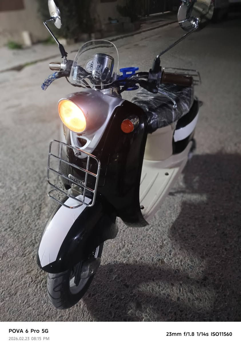 سلام عليكم دراجه للبيع مكينه كبس كهربايات كله شرط تايرات جدد كفرات ابلاد دراجه مال بيت سعر 425وبي مجال قليل مكاني كركوك حي العسكري


**إذا كنت صاحب هذا الإعلان وتريد حذفه لأي سبب، رجاءا أرسل رسالة إلى الدعم الفني**