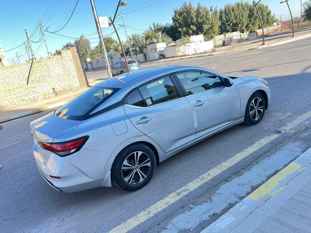 نيسان سنترا 2021 رقم بغداد معوقين وكاله للمشتري
مواصفات SV فول عدا الفتحه
وارد أمريكي ضررها بنيد وجاملغ.. وبيها بابين صبغ أثر شخط
ماشيه 57 الف
محرك 2000 ما مفتوح عل شركه
كير جديد ما مفتوح
تبريد شغال ثلج صدر جديد تايرات جدد
تدفئه شغاله

السعر 115 وبيها مجال للشراي
اذا مراوس يرهم حسب القناعه تكسي او خصوصي
مكان السياره الانبار فلوجه
***********
*********** واتساب
