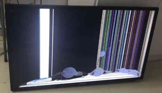 لدينا تبديل شاشات حجم. 43 و 32 شاشات مكسوره فقط 
للاستفسار هاتف 
***********📱 واتساب
