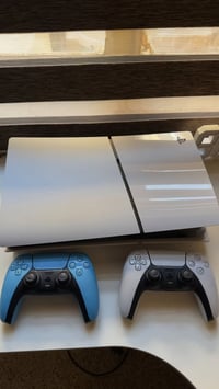 Ps5 slim digital للبيع(بيه مدخل اقراص)  ✅ البلي اخو الجديد مستعمل اقل ...