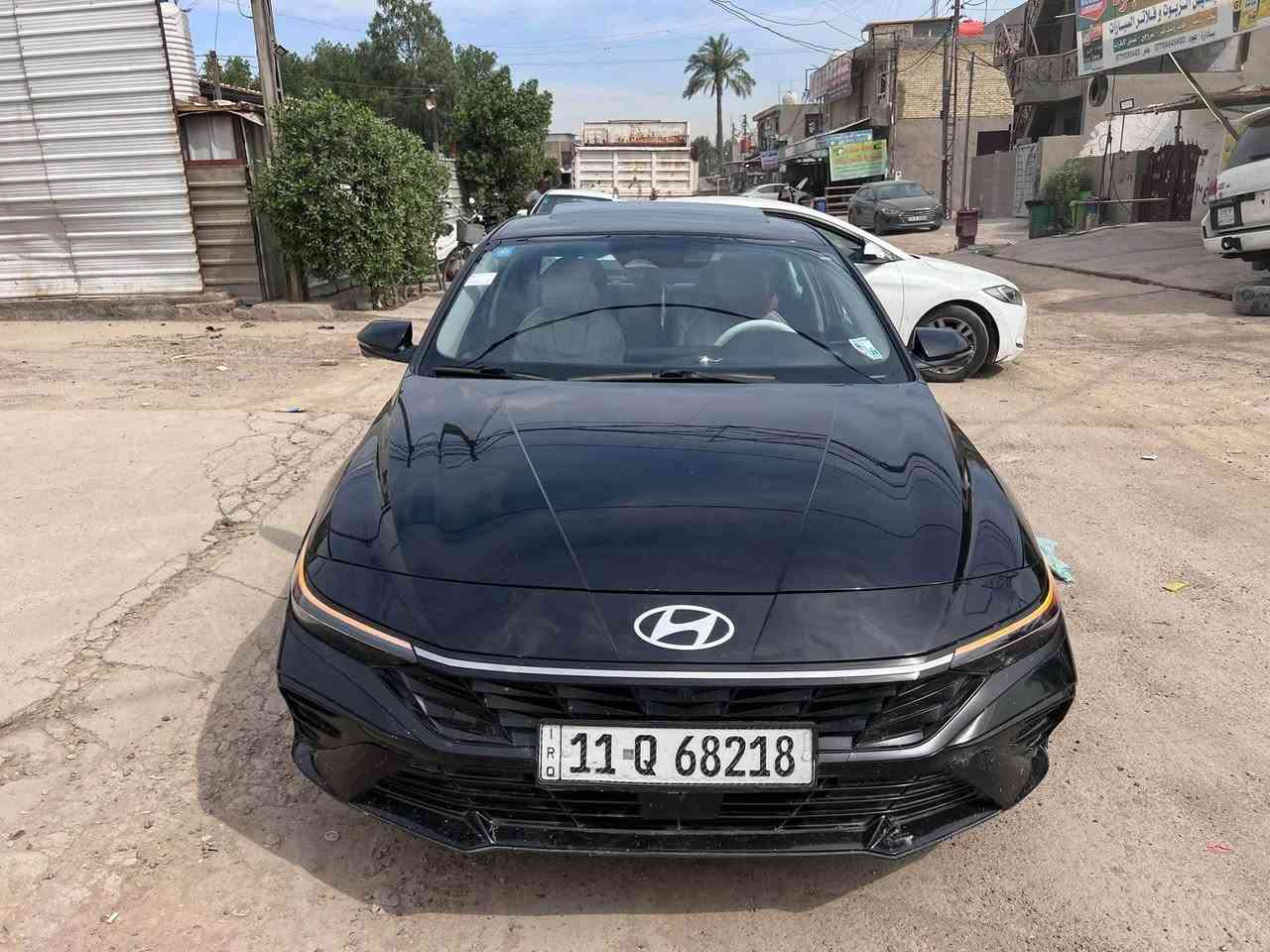 . النترا 2024 
فول لمتدد 
4كامرات 
بدون دواخل بدون شاصي بدون يرباك
ماشيه 73الف m
سعرها 155 بيها مجال 
تحويل ثاني يوم

*********** Colombo, Sri Lanka
