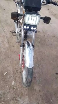 للبيع @  دراجه سيفان موديل23 جاهزه من كل شيئ  اوراق سكنر السعر خاص  مر...