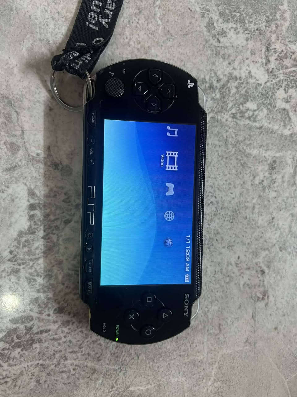 لدي جهاز PSP 1004 للبيع


**إذا كنت صاحب هذا الإعلان وتريد حذفه لأي سبب، رجاءا أرسل رسالة إلى الدعم الفني**