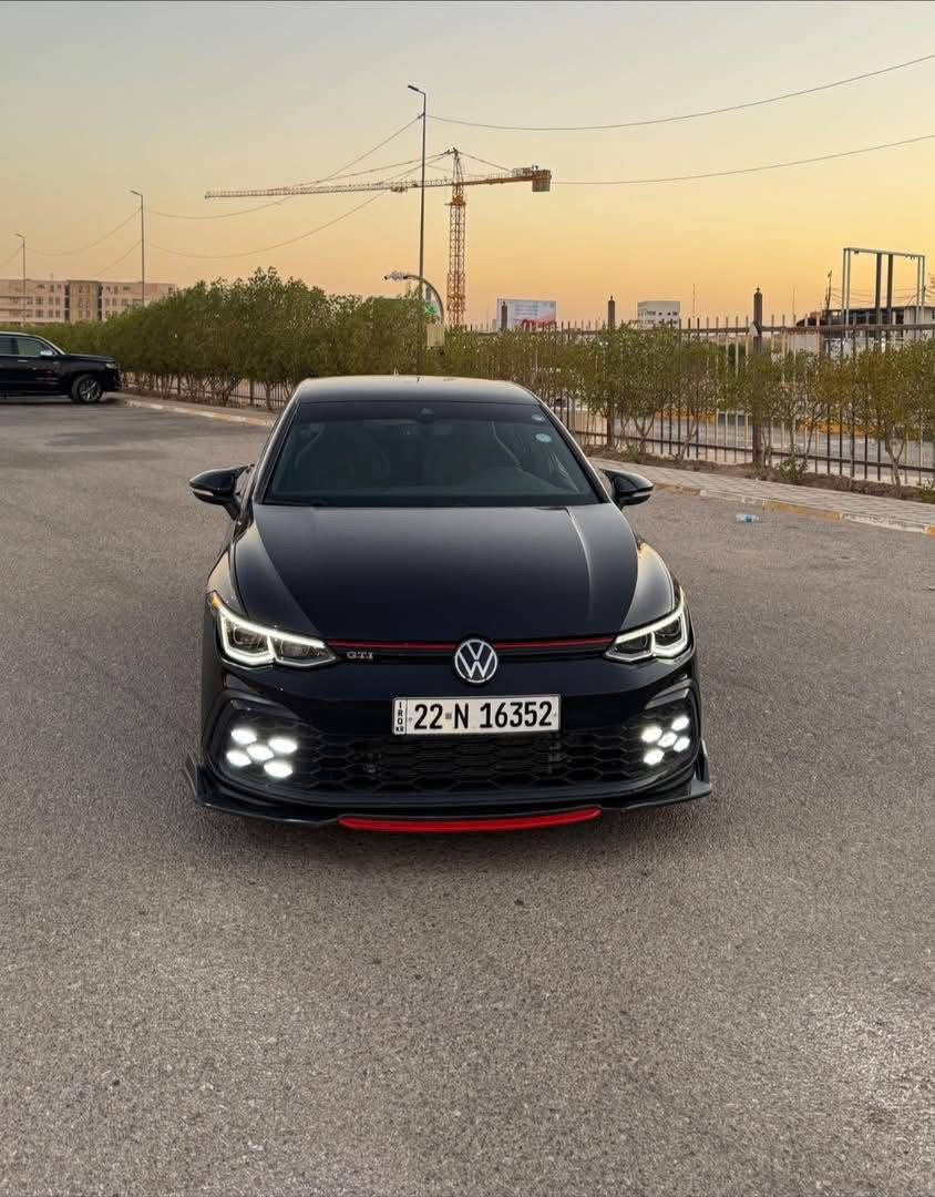 فولكس فاغن كولف GTI S موديل 2024. 

⚠️⚠️⚠️بيع فقط فقط بيع اعتذر عن المراوس 

انسب سعر كير عادي Manual
محرك 2.0 تيربو – 4 سلندر
قوة 292 حصان
دفع أمامي FWD
تسارع 0-100 خلال 4.8 ثانية
اللون الخارجي أسود لامع
داخلية أسود وأحمر رياضي
ممشى 32 ألف كم
شاشة 8.25 إنچ تدعم Apple CarPlay و Android Auto
نظام صوتي 7 سماعات
شحن لاسلكي + USB-C
مقاعد مدفأة + مقود جلد رياضي
تبريد أوتوماتيك دبل
جنوط 18 إنچ
لايتات LED أمامية وخلفية
دفرنش Limited Slip
ويل كولف R أصلي
أنظمة الأمان
IQ Drive
تنبيه مغادرة المسار
مراقبة النقطة العمياء
فرملة طوارئ
كاميرا خلفية + حساسات
6 ايربگ + نظام ثبات
الحادث: جاملغ السائق وطرف البنيد مبدلات، وشوية صبغ بباب السائق
السيارة مبرمجة وجاهزة
طلقات سرعة + تيربو + رون وكت أوف

مكان السيارة: الديوانيه *********** 
***********
او المراسلة على الخاص 

السعر 170$
