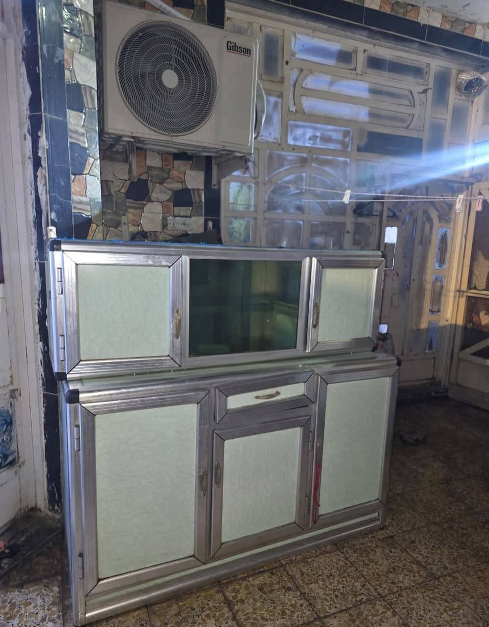 نضاف ومرتبات 3قطع قبله حي المهندسين 250 ألف وبيهن مجال حك الجيه ***********
