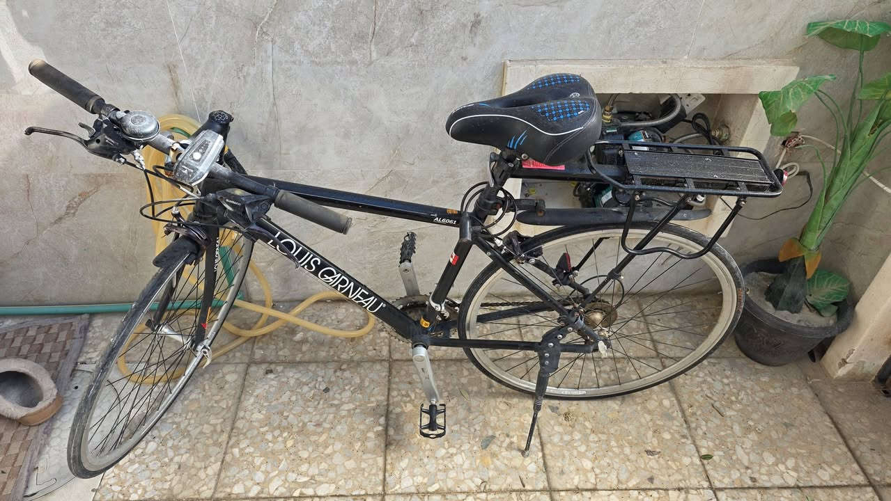 سلام عليكم ورحمة الله وبركاته
للبيع بايسكل نوع لويس كارنيه بلادي حته الكشن الاصلي موجود والصور موضحه مع التقدير
للاستفسار ***********
