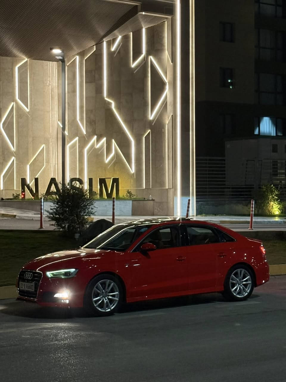 AUDI A3 S LINE 2015
السلام عليكم شباب للبيع 

السيارة خليجية وكالة اربيل 

مكفولة كفالة عامه من الصبغ حتى الدعاميات 

فول مواصفات اعلى مواصفات جتي بالخليجي بهاي السنة 

علية ادامه كامله من صدر ومكينة ومي راديتر ودهن بريك وكل الامور بدون اي نقص السيارة 
وتخم تاير جديد وباتري 

ماشية 85 الف كيلو حقيقي 

السعر 16,200 وبيه مجال بسيط 

مكان السيارة بغداد المنصور 

***********
