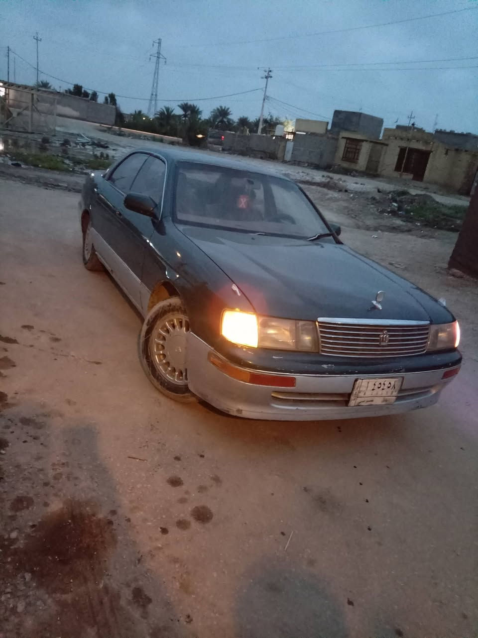 بلاش بلاش بلاش بطه كراون مديل 93لون زيتوني امحجله برصاصي مكفوله من ضربه والكص رقم بابل مميز سنويه صاقطه 2024 مصبوغه عام جماليه بدون دواخل مكينه 3000 ديفوار الجبير مكينه كير بل جيس نضيفات ابشكل مال حاويه ***********  حداديه بل جيس السعر 50 وبيهة مجال ملاحضه السياره بدون معجون
