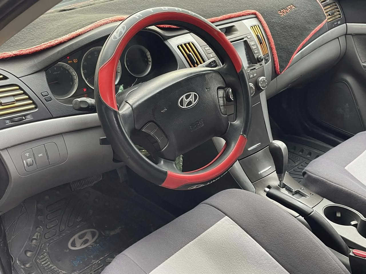 سوناتا موديل 2010امريكي
ليبل واحد حته دعاميات سياره كفاله عامه ماعدا شبر بلهلال لخلفي جديده بمعنا الكلمه صدر حداديه تخم تاير مكينه 2400دش كير 5نمر سياره جاهزه من كلشي رقم شمالي وكاله تحويل سنويه مساقطه 

ترايه زيرو 

سعر 118

مكان واسط زبيديه 

استفسار ***********
