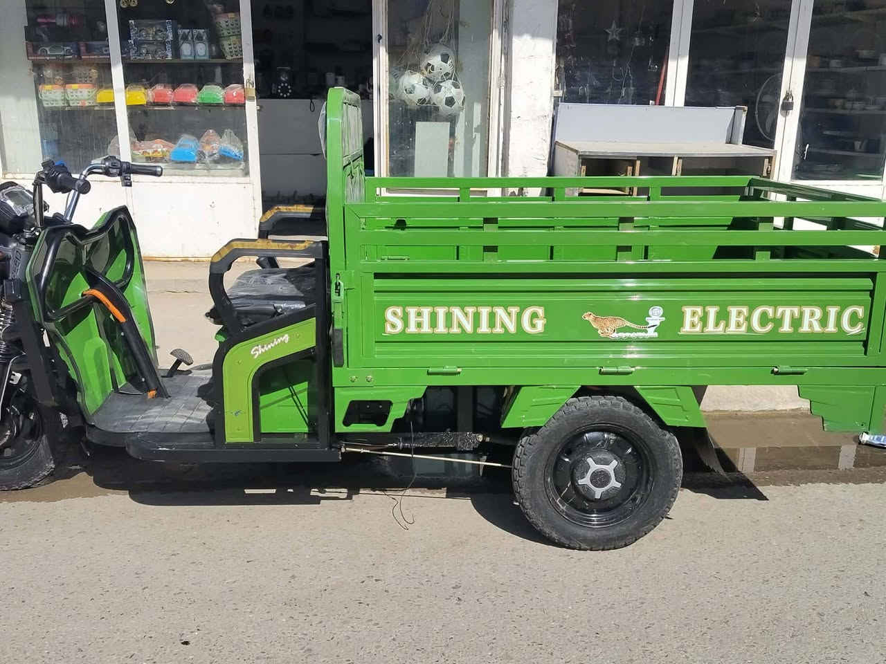 السلام عليكم متاح ستوته شحن موديل 26  6 بطاريات مسطره السعر مليون ونص


**إذا كنت صاحب هذا الإعلان وتريد حذفه لأي سبب، رجاءا أرسل رسالة إلى الدعم الفني**