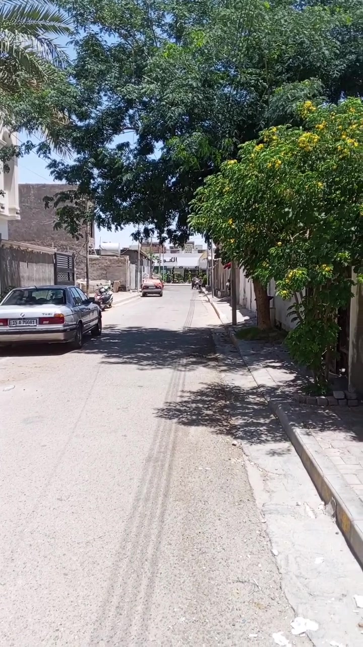 سلام عليكم عندي مشتمل شارع مشاتل سعره 300 وذا رقمي للتواصل قادسيه 1 ***********

