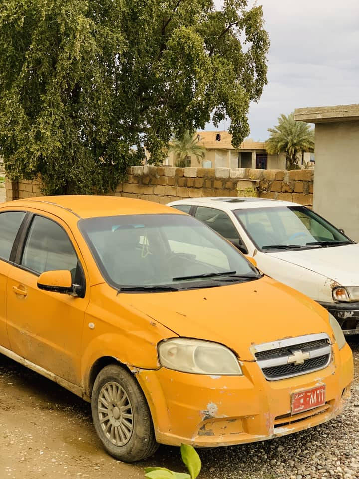 السلام عليكم
اڤيو موديل 2006 تكسي 
رقم تاءميم            السياره مدفوعه ضرايبها 
شرط محرك لاتنقيص والا تبخير 
السياره متچيه على صفحى 
تواير جوز جديد وجوز نص عمر
سنويه منتهيه 
داخل نضيف
كيجاتها شقاله 
لايت ناصي عالي
جوم كهربائيه
السياره گير عادي اقتصاديه
دوشمه جديده 
سبير جديد
سعر السياره 30وبيها مجال 
الستفسار 👈***********
وذا مراوس بادوات هم يرهم
