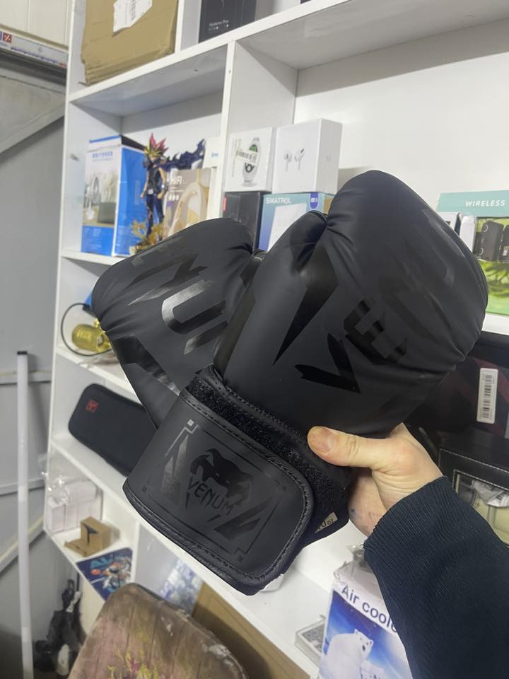 بضاعه امزون كلشي متوفر علق ع الصوره ييجك السعر


**إذا كنت صاحب هذا الإعلان وتريد حذفه لأي سبب، رجاءا أرسل رسالة إلى الدعم الفني**