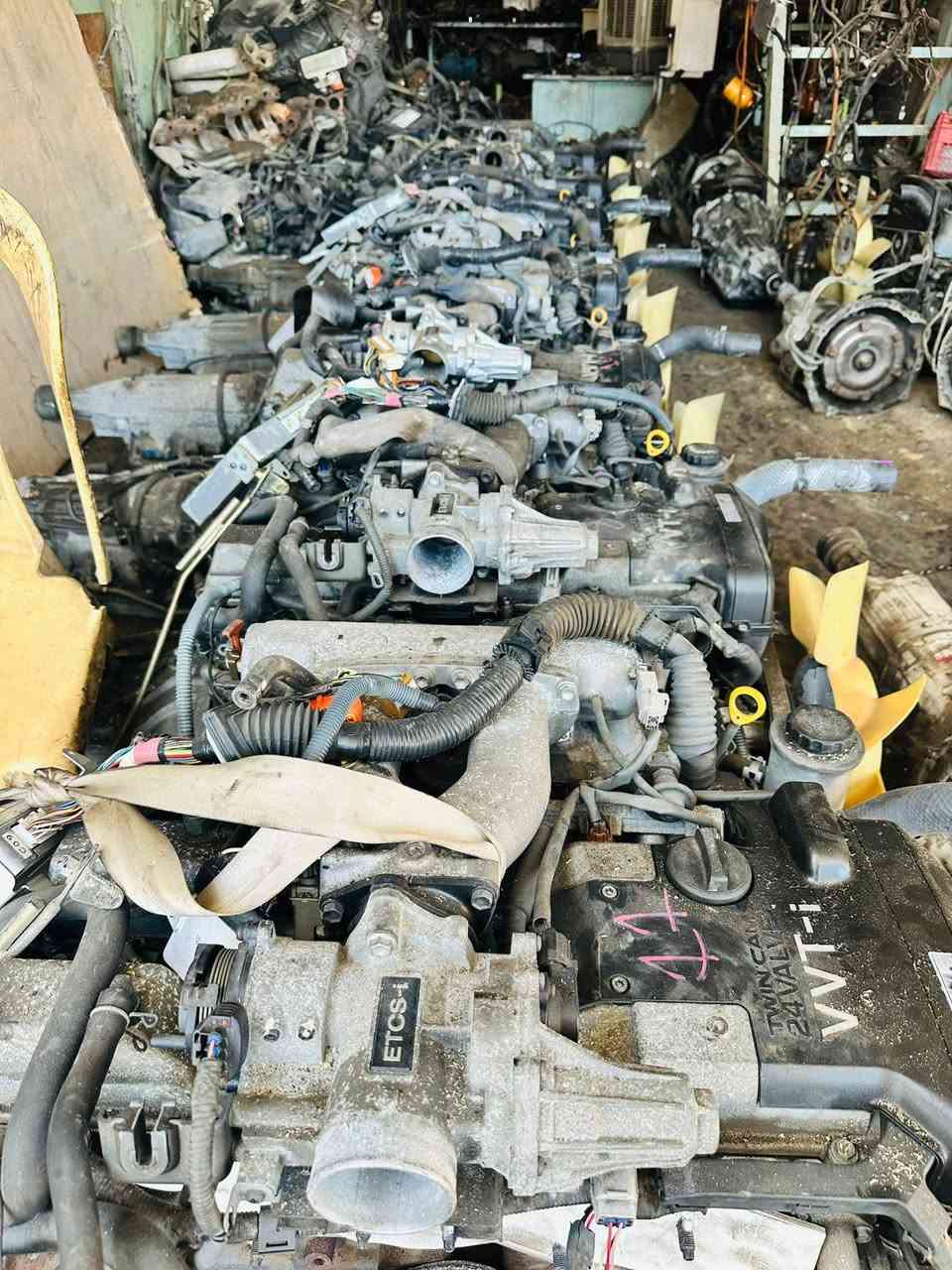 السلام عليكم وصول محركات ملكه أنسب الأسعار 
فيفتي 2500 وارد ياباني شرط وصول كيبور وارد ياباني
 كير  6 خطوط + كير  8 خطوط + 10 خطوط + 12 خط
سلفات دينموات بورات  بخاخات  دجات  ثلجات 
كمبريسرات كله جديد 
حي صناعي النجف مجاور غرفة الحراس محل سيد عماد
*********** اتصال
