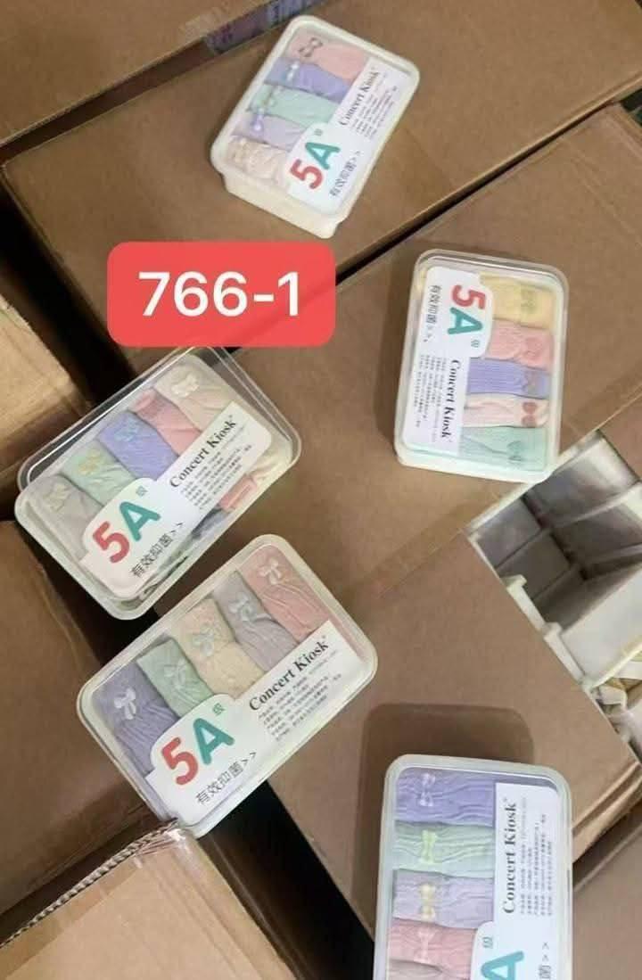 لباس علبه صيني 

علبه 5 قطع لبسان 
كارتون 100 علبه

سعر العلبه.   9 ألف
J


**إذا كنت صاحب هذا الإعلان وتريد حذفه لأي سبب، رجاءا أرسل رسالة إلى الدعم الفني**