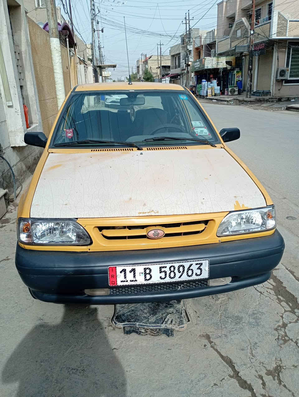 سلام عليكم سياره للبيع موديل 12جهزه ومصفره من كلشي وبسمي كبل تحويل تبريد شغال السعر 28بيه مجال مكاني دوره ***********
