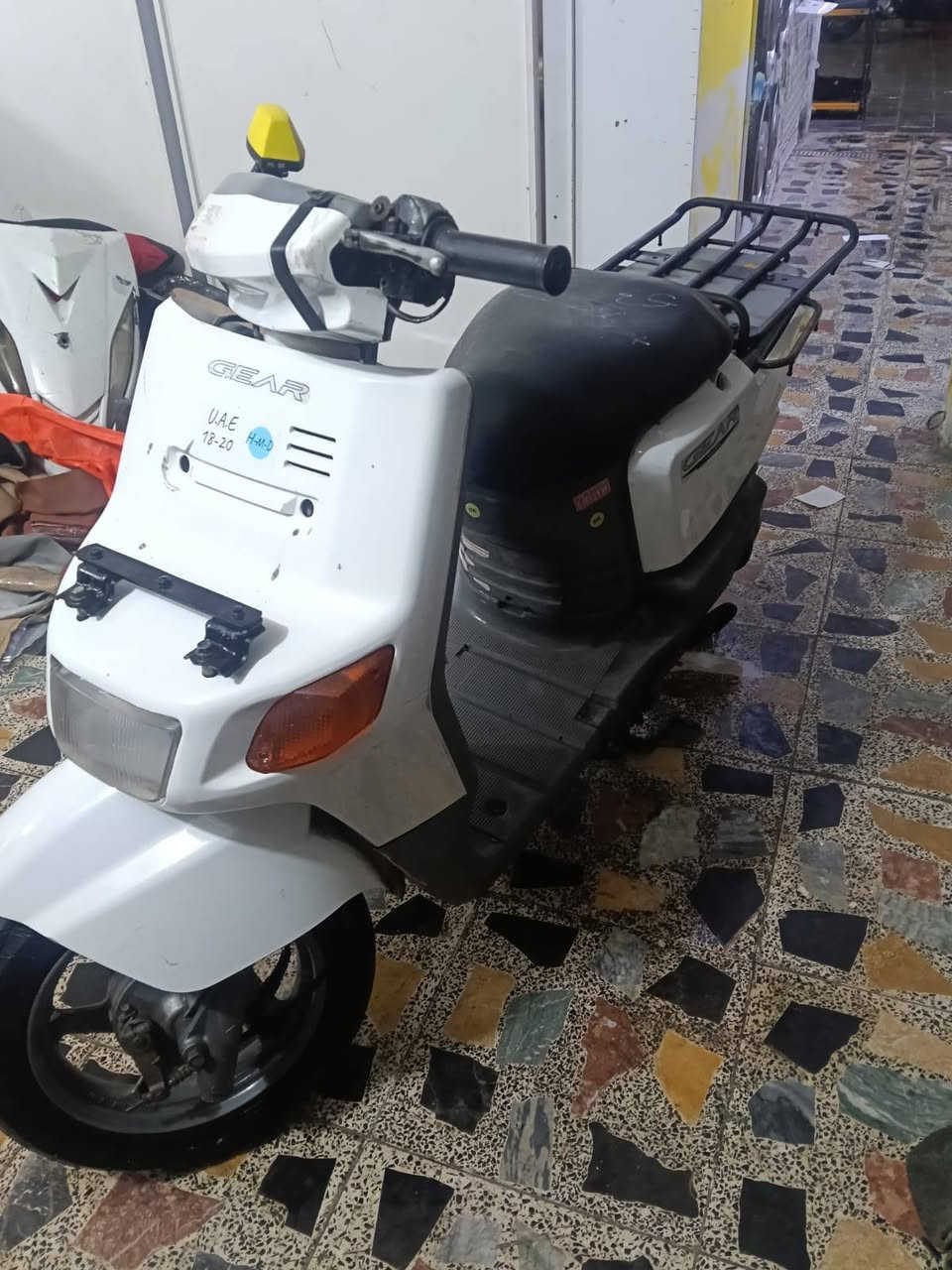 السلام عليكم دراجه بيكم نقصها بس كابريتر مالتها تعبان دراجه حلوه نظيفه 250 اشوف لك مكينه واكف لك دوله وعشائر عنوان بغداد مدينه الصدر شارع الفلاح قطاع 43 المراسله فقط عله واساب***********
