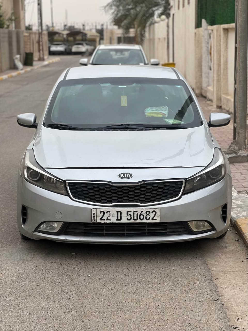 سلام عليكم 
كيا فورتي 
مديل ٢٠١٧ 
رقم اربيل سنويه جديده 
هزه جديده 
رقم دولي جديد
حادث امريكا بنيد وجاملغ 
بل عراق اكو رشات صبغ اثر شخوط وتوحيد لون 
 سياره حلوه ونضيفه 
السعر ١٠٣ وبيه مجال بسيط  
مكان بغداد مصفى الدوره 
***********
غير متواجد على الفيس بغداد, العراق
