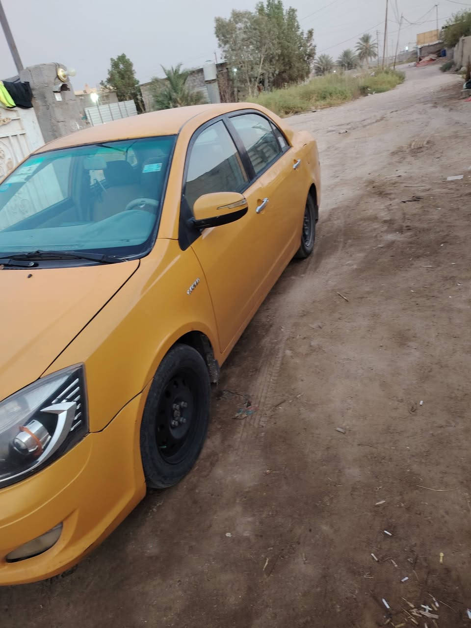 سلام عليكم ورحمة الله جيلي موبل ٢٠١٢ رقم بغداد أجره لبيع او لمراوس محرك وكير خير من الله صدر امامي خلفي
اربع تايرات نضاف تبريد شغال بيه ضربه بلجاملغ الوره ومصلحه ع بارد كلشي بيه نضيف للعلم لسياره مال بيت مامشتغل بيه تكسي يعني ممتعوبه وبأسمي مكاني بغداد الطيفيه لسعر 48 وبيه مجال قليل ***********
