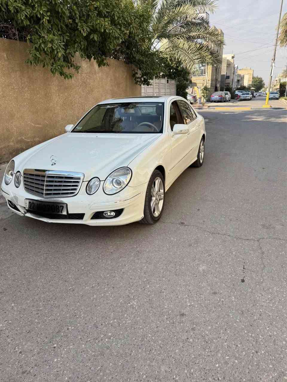 السلام عليكم من رخصة الادمن والاعضاء المحترمين

الي ايدور نضيف وجديد

مارسيدس E350 

موديل 2007 

ماشيه 127 الف كيلوا 

تخم تاير جديد باتري جديد

كير ومحرك جديد صدر جديد تجي وتشوف ابعينك

سياره وارد امريكي مكفوله كفاله عامه كلين 

صار بيها صبغ باب الخلفي اقل ربع الباب

رقم اربيل مكانه بغداد المنصور

السعر 170 وبيها مجال بسيط 

*********** بغداد, العراق
