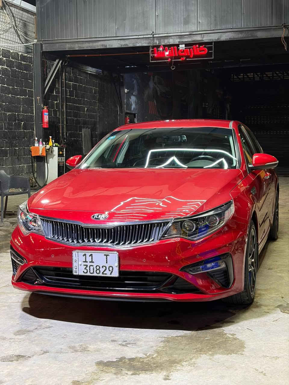 كيا اوبتيما خليجي ٢٠٢٠
ماشية 70+ الف كيلومتر
هزة و سنوية ولوحات جديدات
وكالة مال شركة كيا الدولية ماخذهة زيرو على ايدي
بولش ونانو قبل اسبوعين سويتلهة
محرك ٢٤٠٠ دوش (محسن بس) و تبديل دهن وفلتر كل ٤٠٠٠ كيلو
مواصفات نص فول (بصمة تشغيل - شاش كار بلي - لايت دوار وية الستيرن - تبريد قطعتين - كامرة دوارة - حساسات امامي خلفي - صندوق فتح عند الاقتراب - جلد ارضيات و صندوك و كشنات درجة اولى)
بيهة بارد بالبنيد فقط بدون حادث و الباقي رصعات خفيفة ممصلحهن 
السعر 18700$
***********
العنوان بغداد اليرموك
